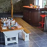 La Ferme Aux Fleurs Bed & Breakfast Ossun