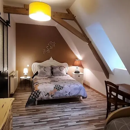 לינה וארוחת בוקר La Ferme Aux Fleurs Ossun